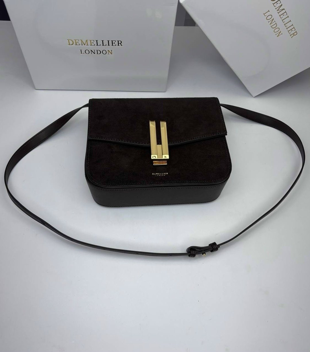 замшевая сумка,роскошная сумка из замши balenciaga rodeo,сумка женская,сумка женская брендовая,сумка