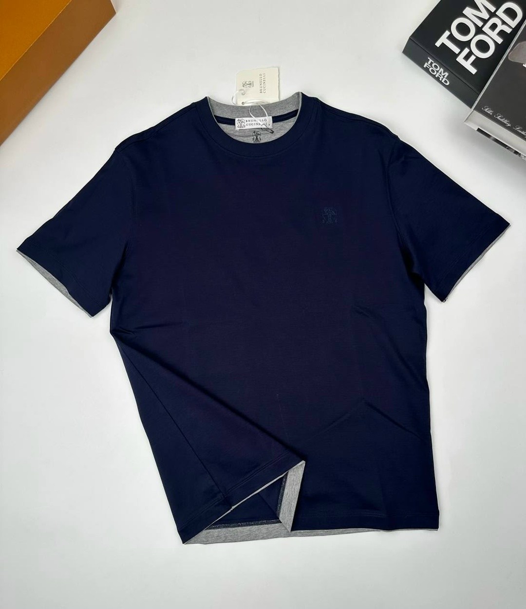 мужская футболка,мужские футболки brunello cucinelli,футболка,серая футболка