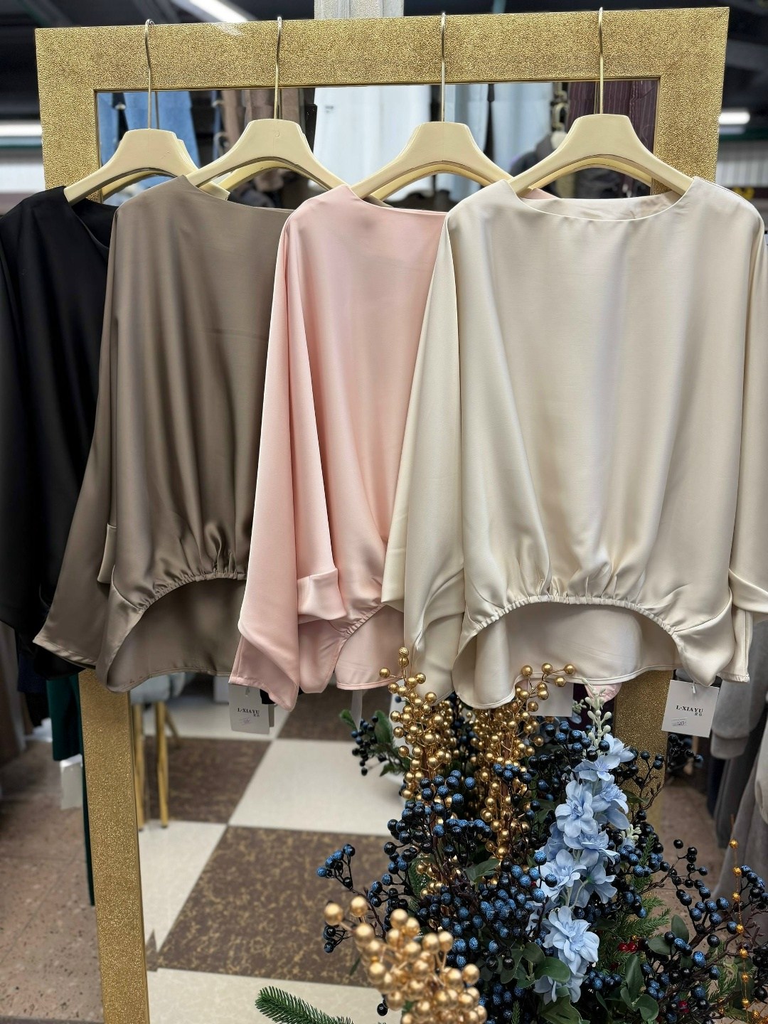 элегантная блузка,женская кофта,джемпер молочный,женская блузка,женский свитер оверсайз