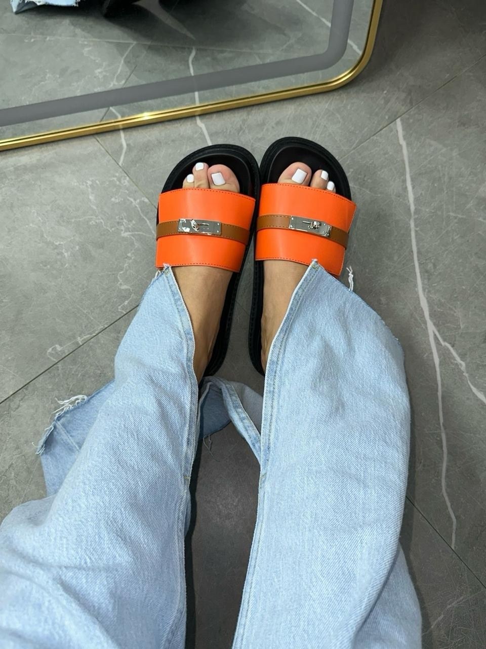 шлепанцы hermes,женские шлепанцы,шлепки эрмес,босоножки хермес,шлепанцы hermes chypre