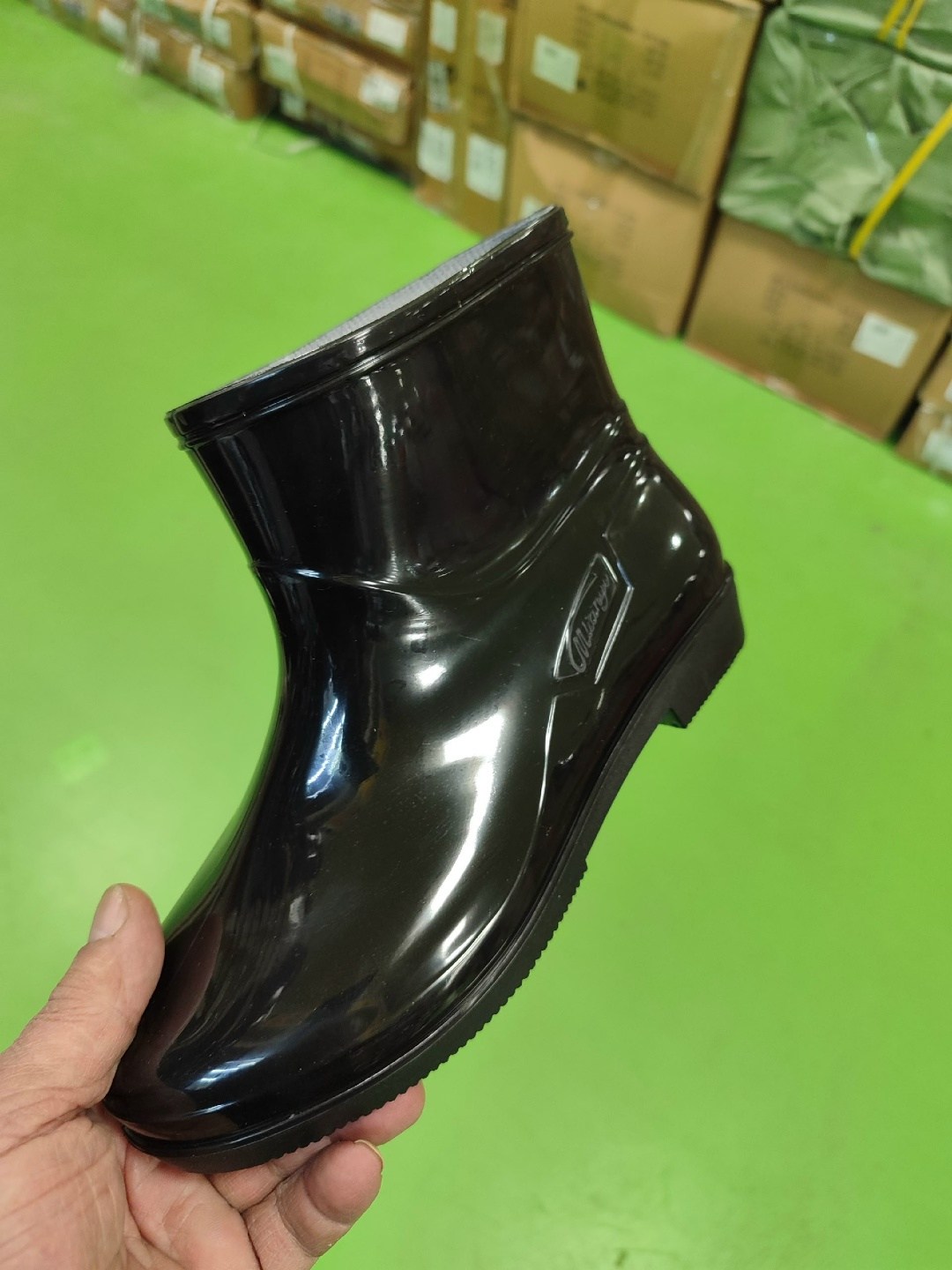 резиновые сапоги,,женские резиновые сапоги,мужские резиновые сапог,резиновая