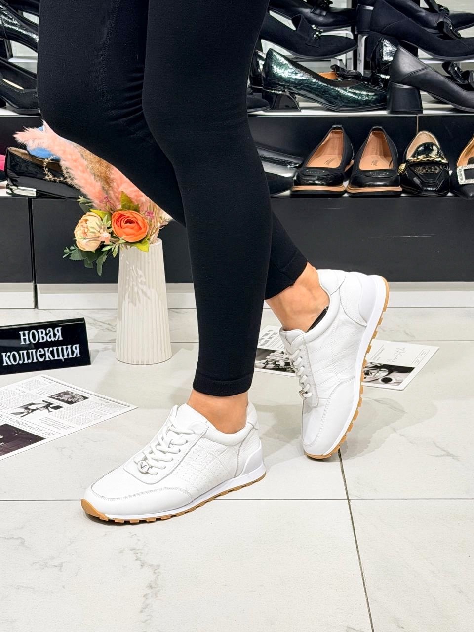 ,женские кроссовки,белые кроссовки женские,кроссовки для женщин,белые кроссовки