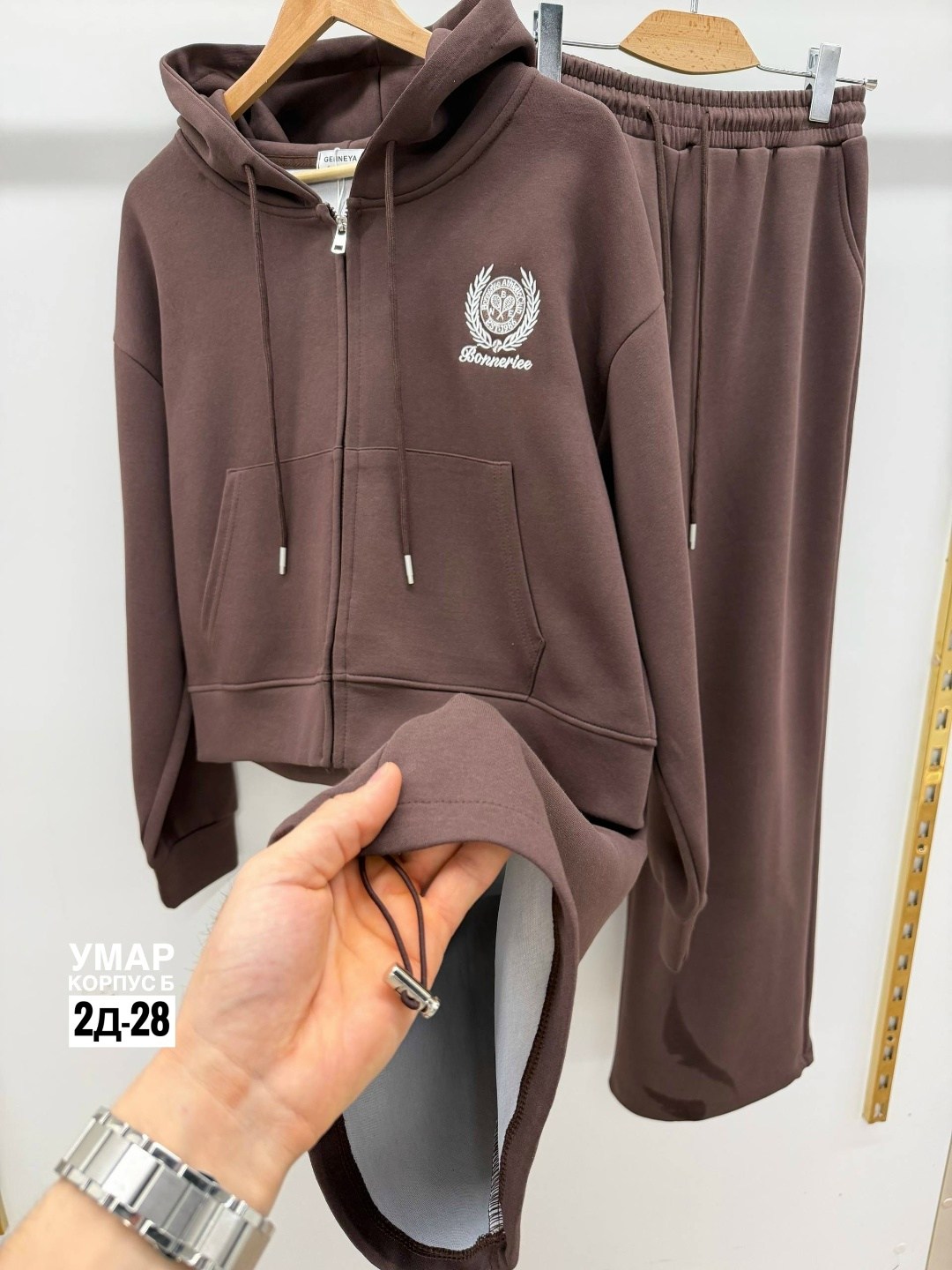 костюм спортивный,костюм спортивный женский,костюм женский на флисе,спортивные женские костюмы на флисе,спортивный костюм двухнитка