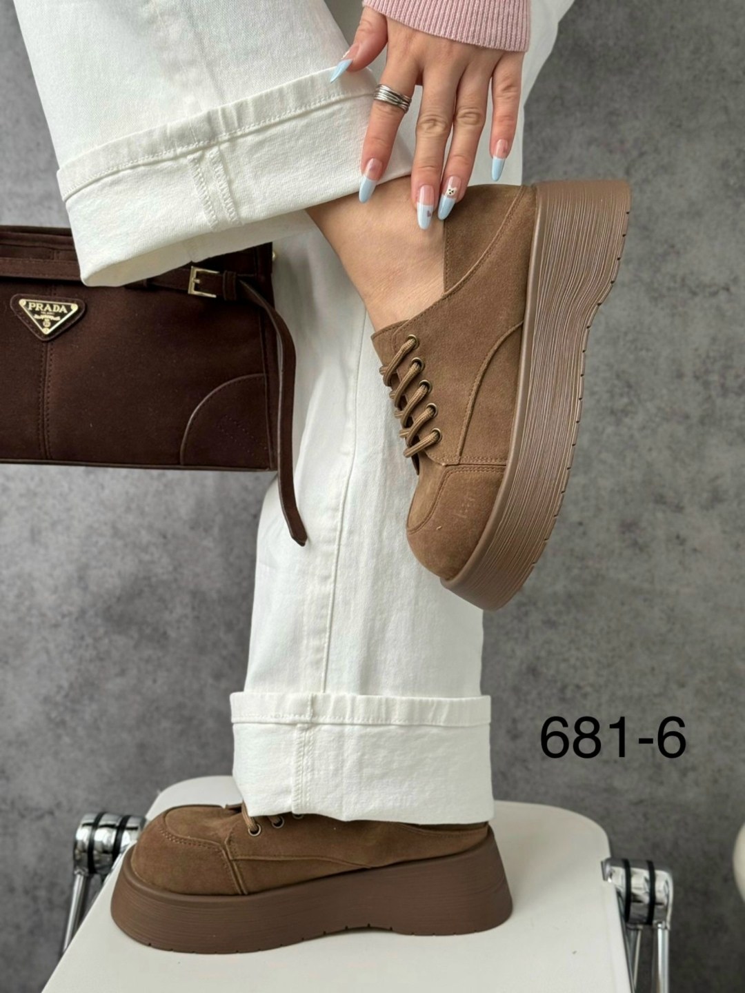 ,кроссовки замш,замшевые кроссовки,повседневная ,женская