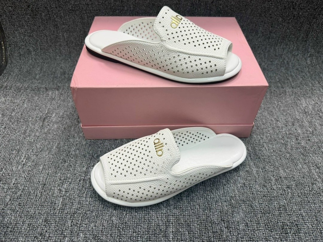 ,мужские тапочки из натуральной кожи,тапки кожаные,тапки мужские, с перфорацией