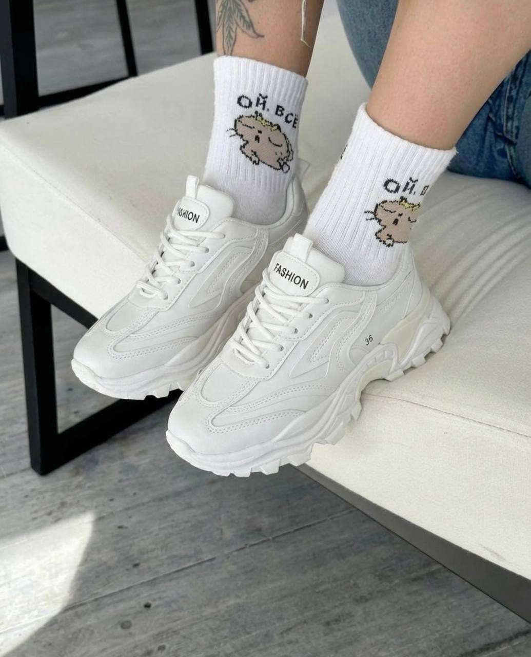 женские кроссовки,кроссовки модные,,повседневные кроссовки,кроссовка