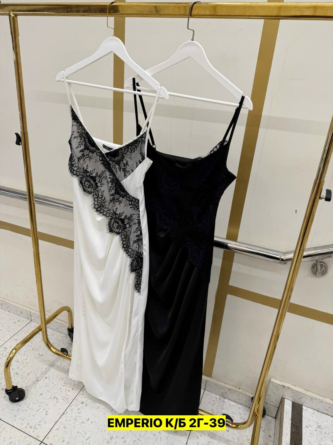 девушка,модель блондинка,фотосессии на пляже,пляжные наряды,пляжная одежда для женщин