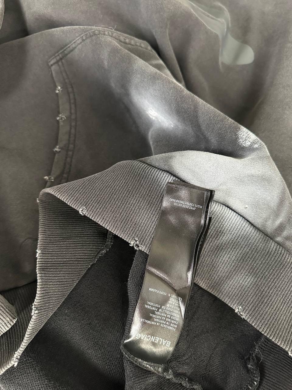 модная толстовка,balenciaga худи,толстовка balenciaga,свитшот с капюшоном,толстовка с капюшоном