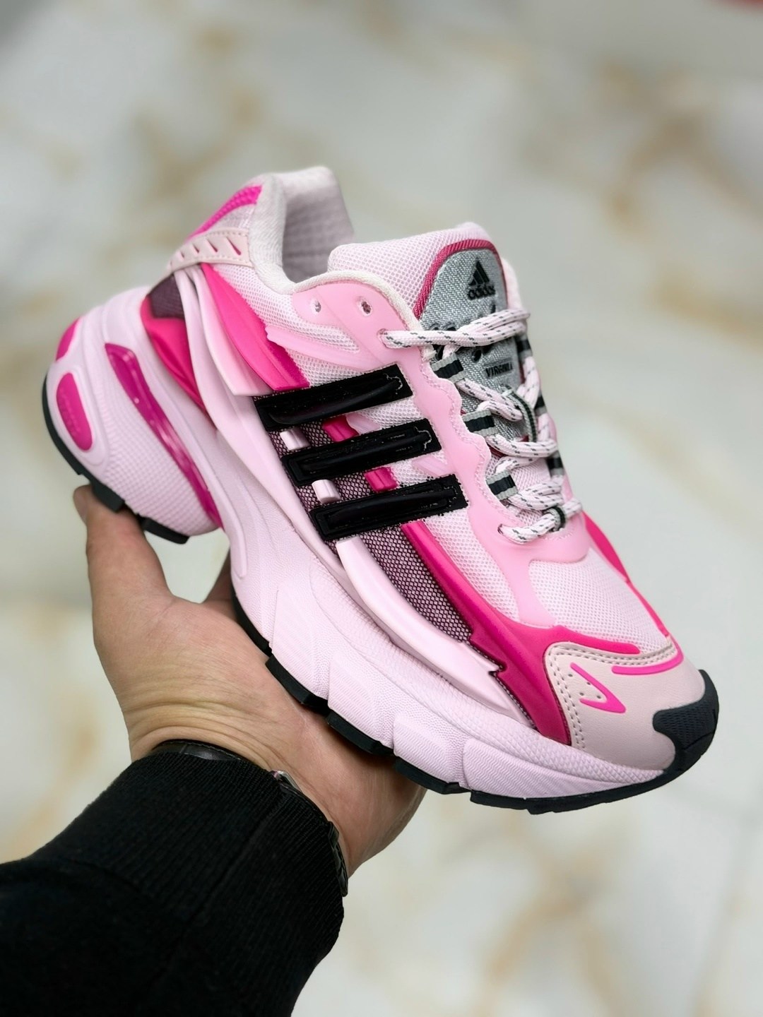 женские кроссовки adidas originals ozweego,кроссовки adidas,кроссовки,женские кроссовки adidas,кроссовки женские