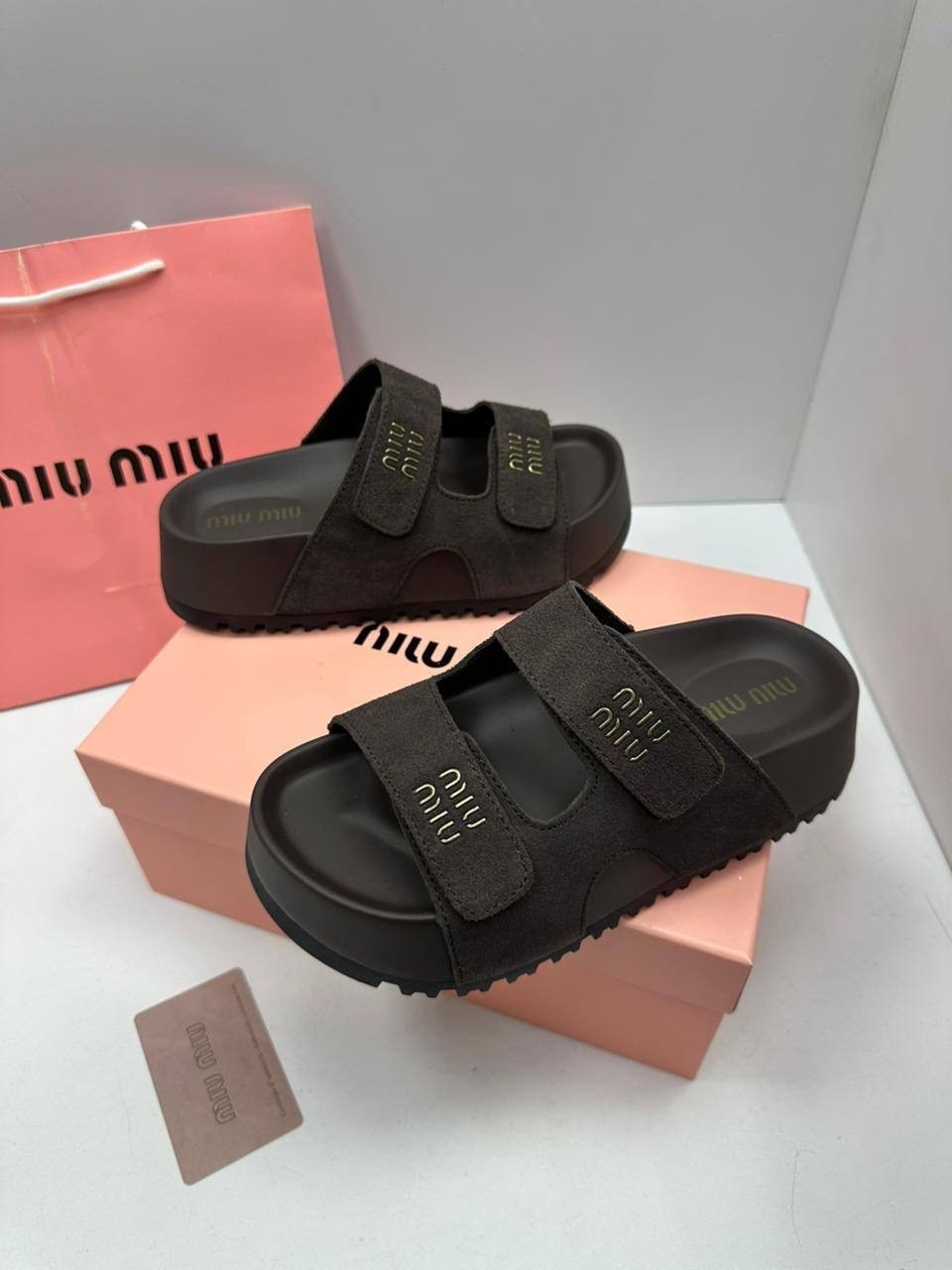 ,шлепанцы женские,шлепки miu miu,шлёпанцы miu miu,женские шлепки