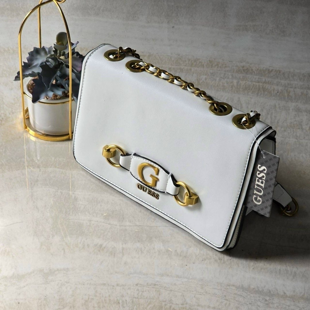 сумка белая guess,guess сумка,сумка женская guess,guess сумка на плечо,guess сумка кросс боди