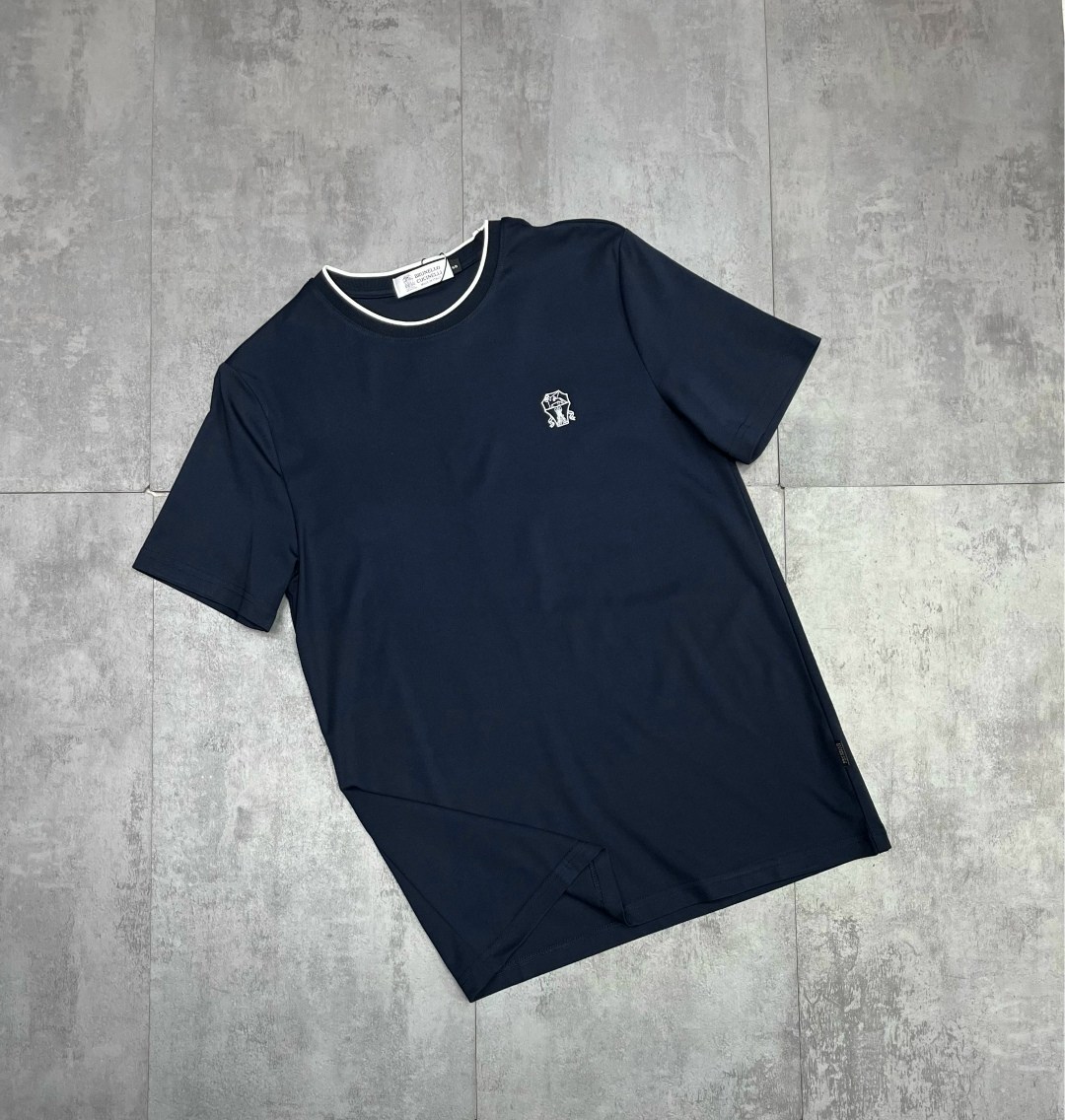 мужская футболка,футболки для мужчин,футболки модные,футболка,футболка белая мужская