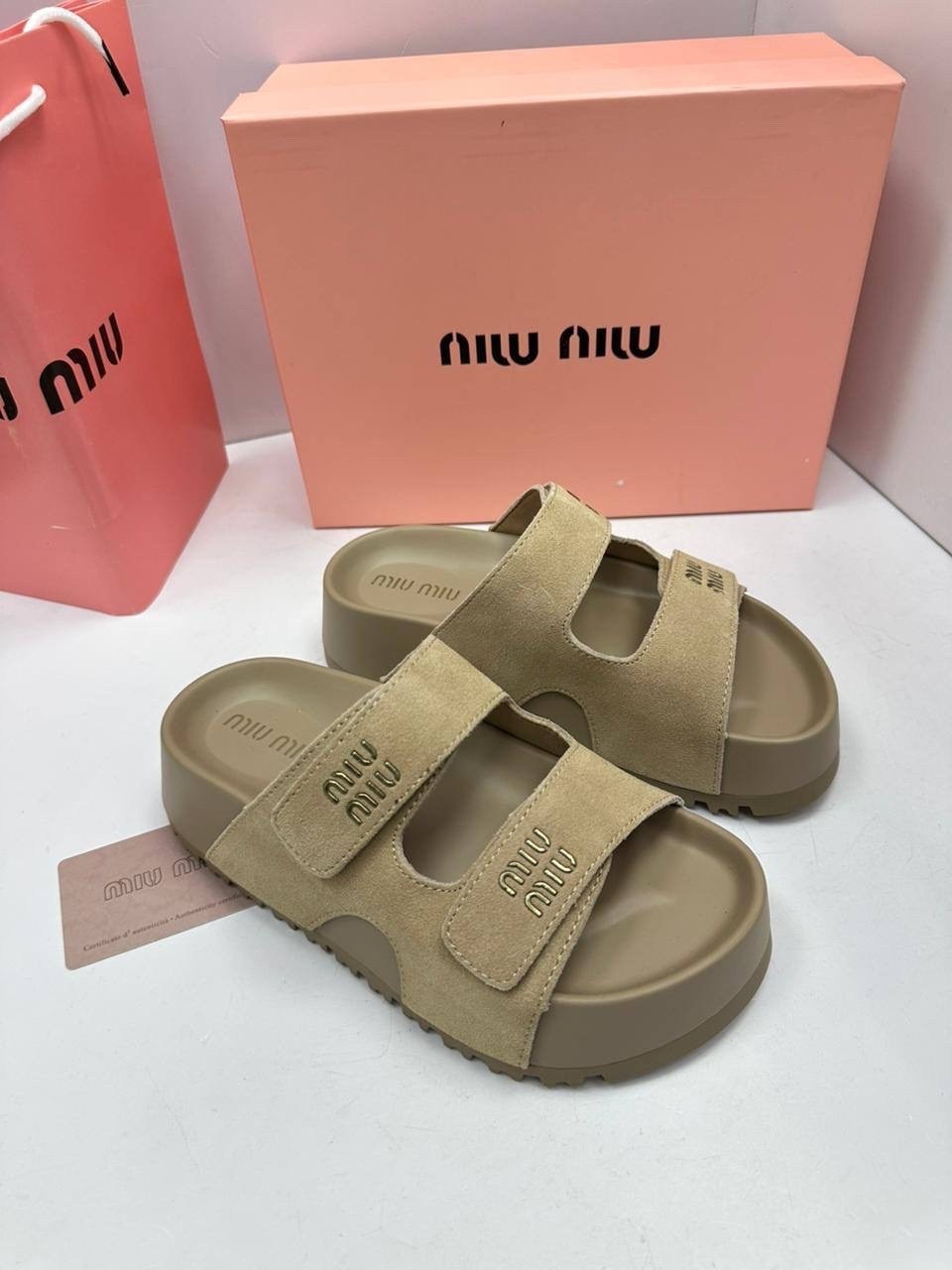 ,шлепанцы женские,шлепки miu miu,шлёпанцы miu miu,женские шлепки