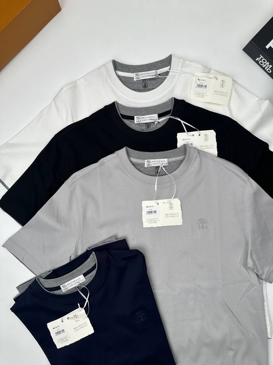 мужская футболка,мужские футболки brunello cucinelli,футболка,серая футболка