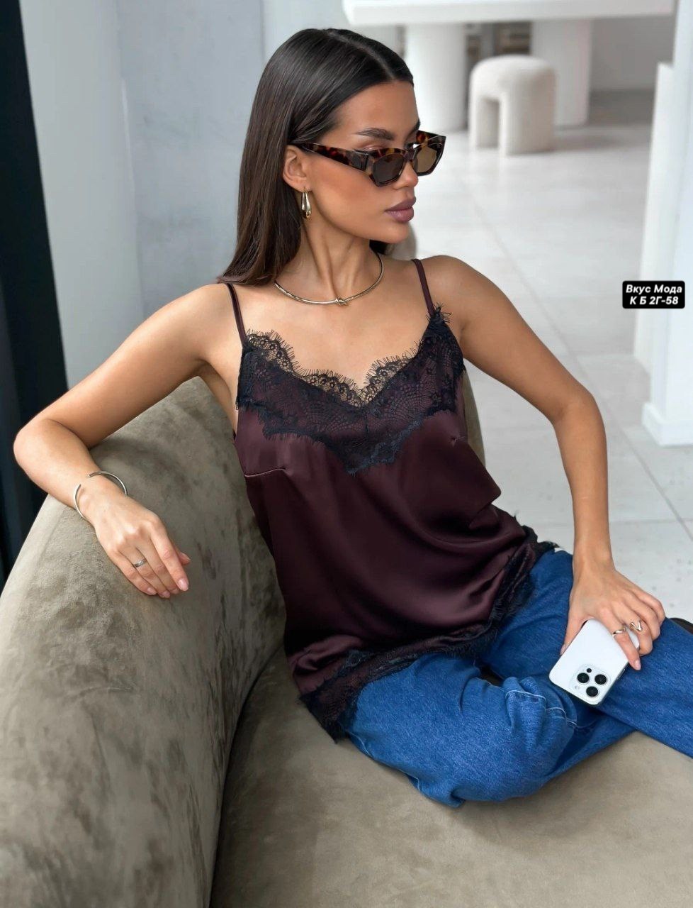 майка с кружевом,топ с кружевом,maje шелковый топ на бретелях с кружевом черный,шелковый топ,майка кружевная