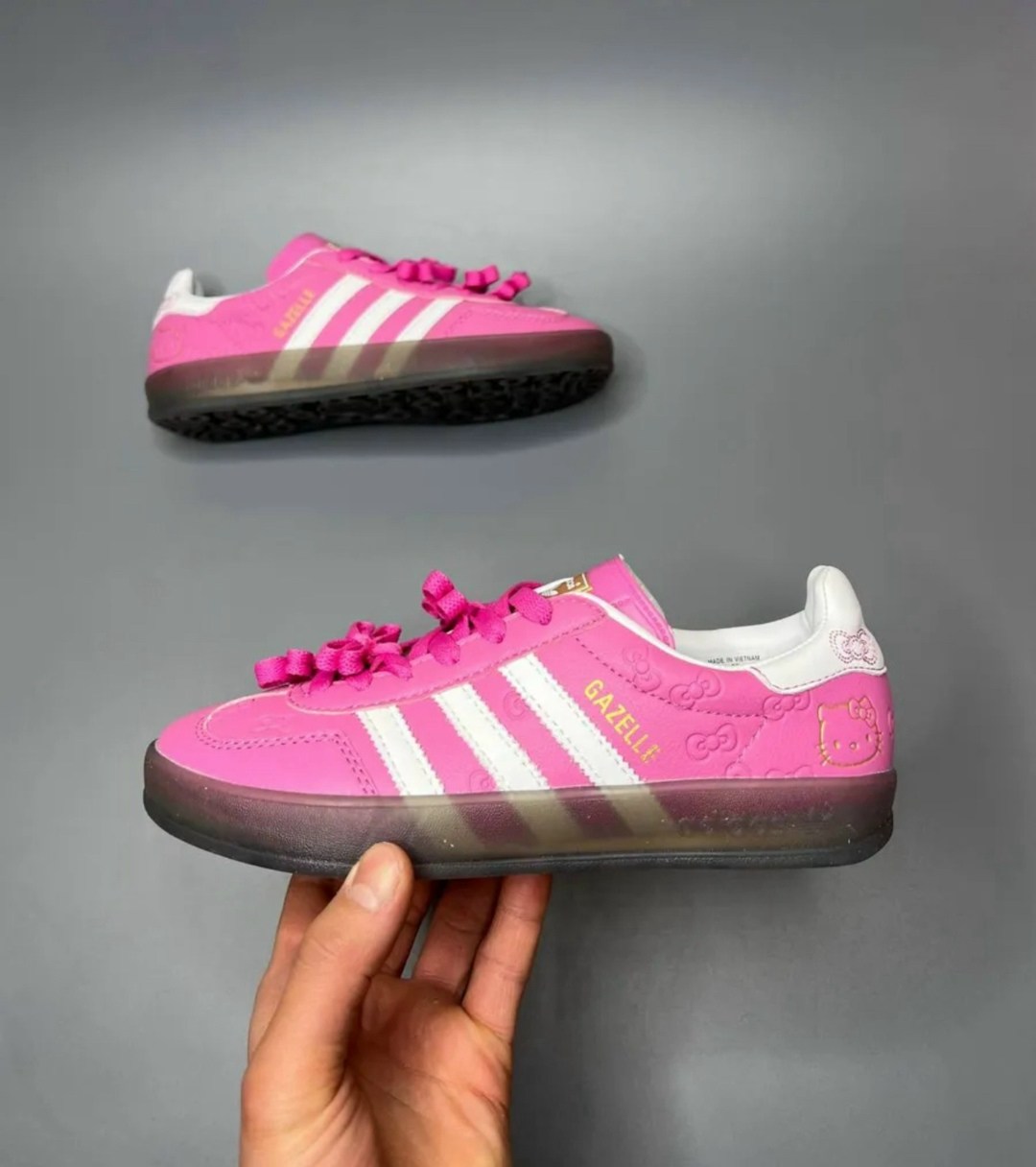 кроссовки женские adidas,адидас кроссовки хелло китти,кроссовки adidas,адидас хеллоу китти кроссовки,кроссовки hello kitty