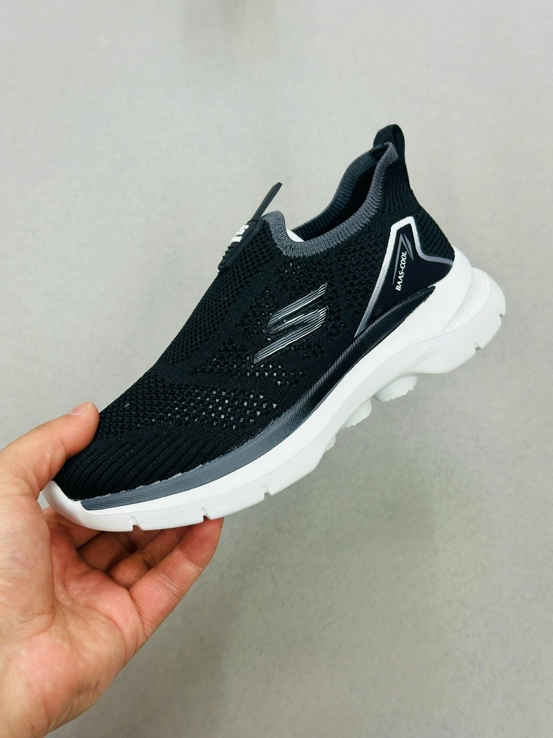 skechers go walk,кроссовки мужские skechers,skechers go,кроссовки skechers,skechers max cushioning год gorun