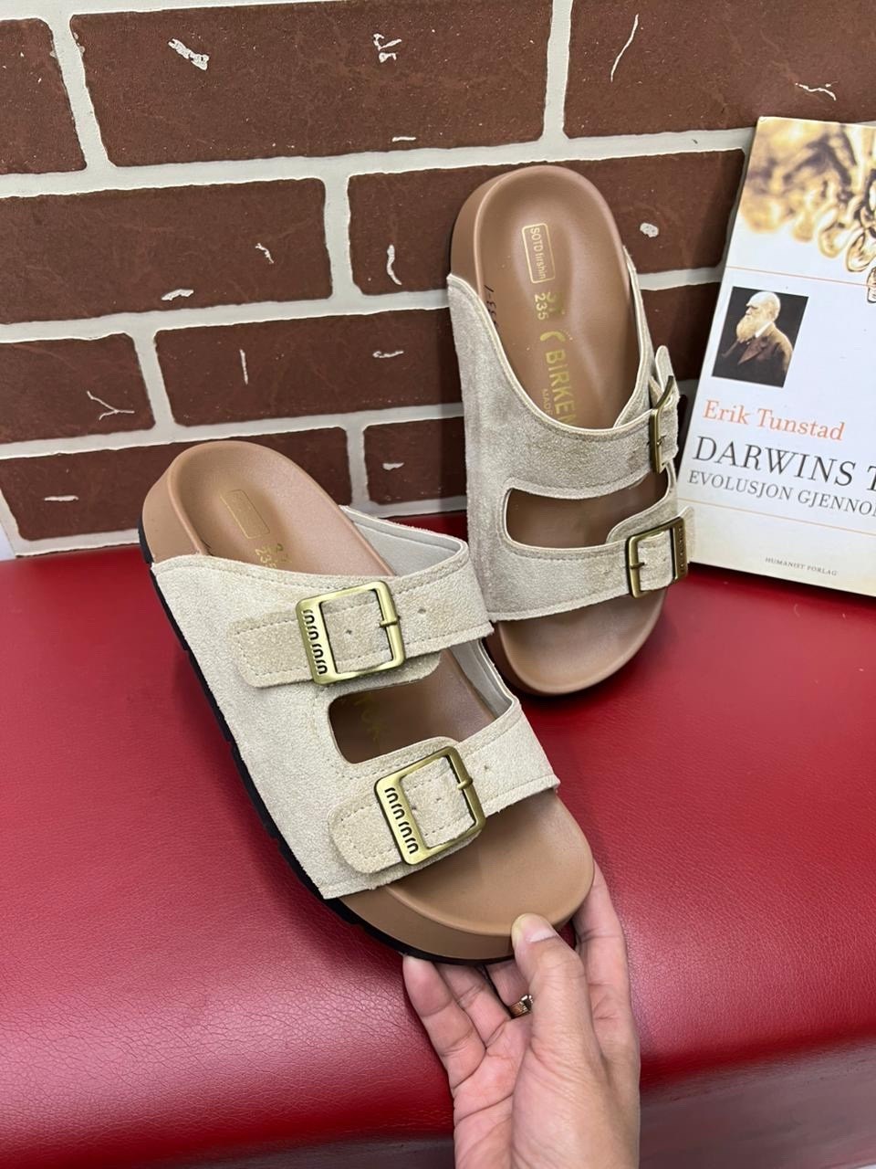 ,женские сандалии,модные шлепанцы,шлепанцы женские,модные сандалии