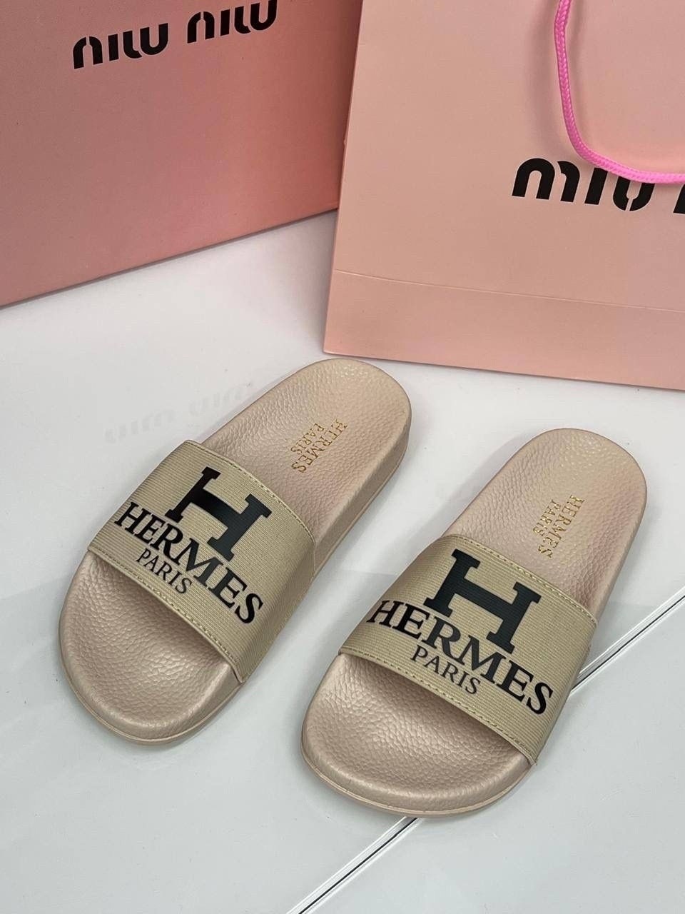 шлепки hermes женские,шлепки фенди женские,шлепки фенди,шлепанцы женские,