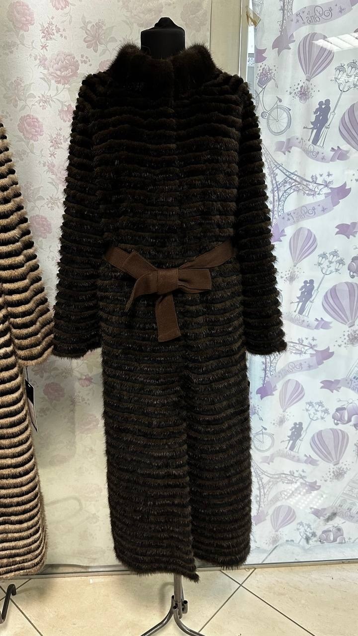 норковое пальто на трикотажной основе,пальто (шуба) из норки на трикотажной основе,пальто из норки на трикотажной основе,меховое пальто,пальто из норки