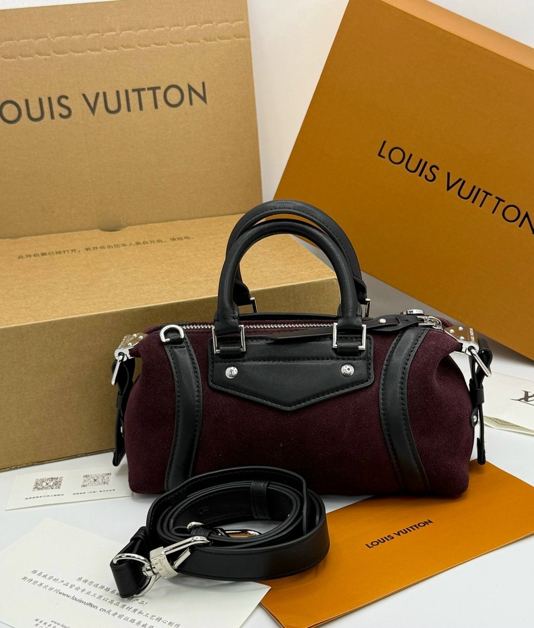 женская сумка louis vuitton,сумка louis vuitton,дорожная сумка louis vuitton,классическая сумка speedy louis vuitton с монограммой,louis vuitton модная сумка с замком
