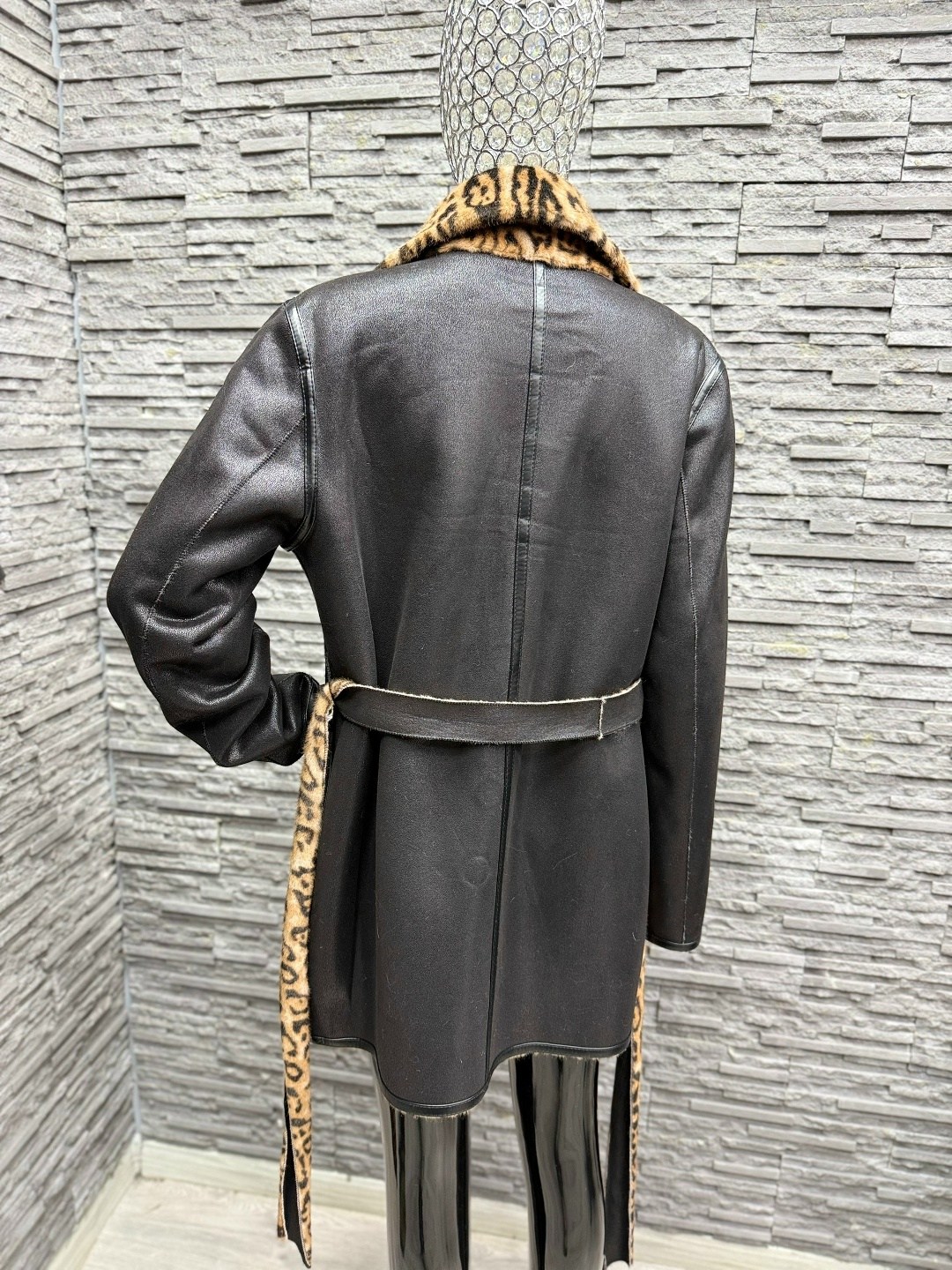 женская дубленка,женское пальто,пальто дубленка,двусторонняя дубленка,пальто с мехом