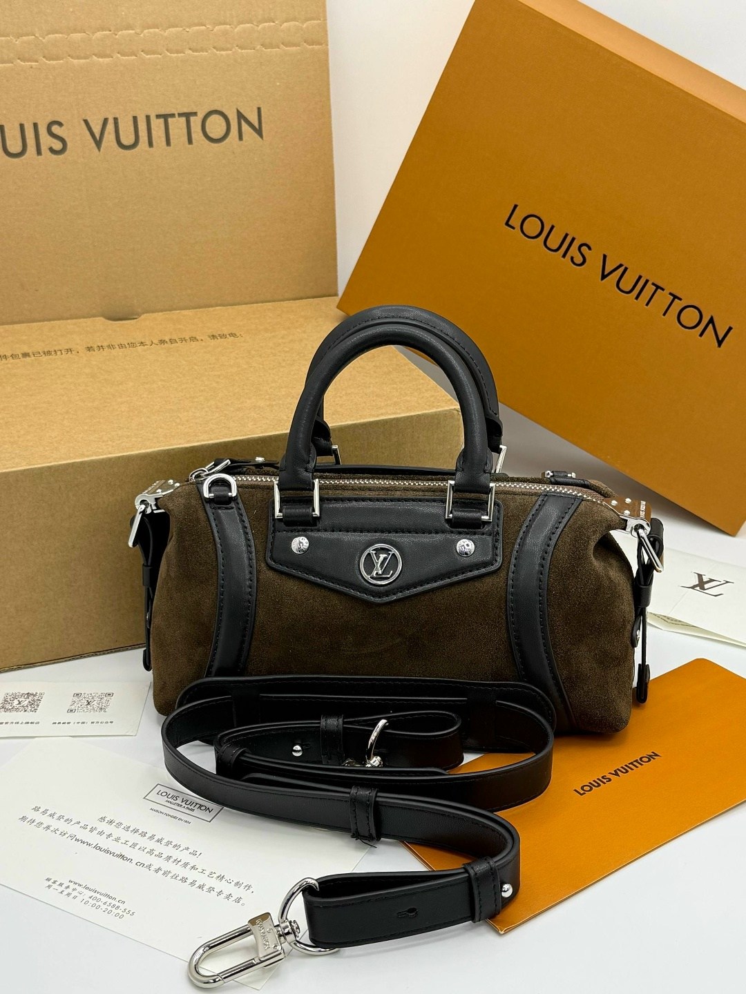 женская сумка louis vuitton,сумка louis vuitton,дорожная сумка louis vuitton,классическая сумка speedy louis vuitton с монограммой,louis vuitton модная сумка с замком