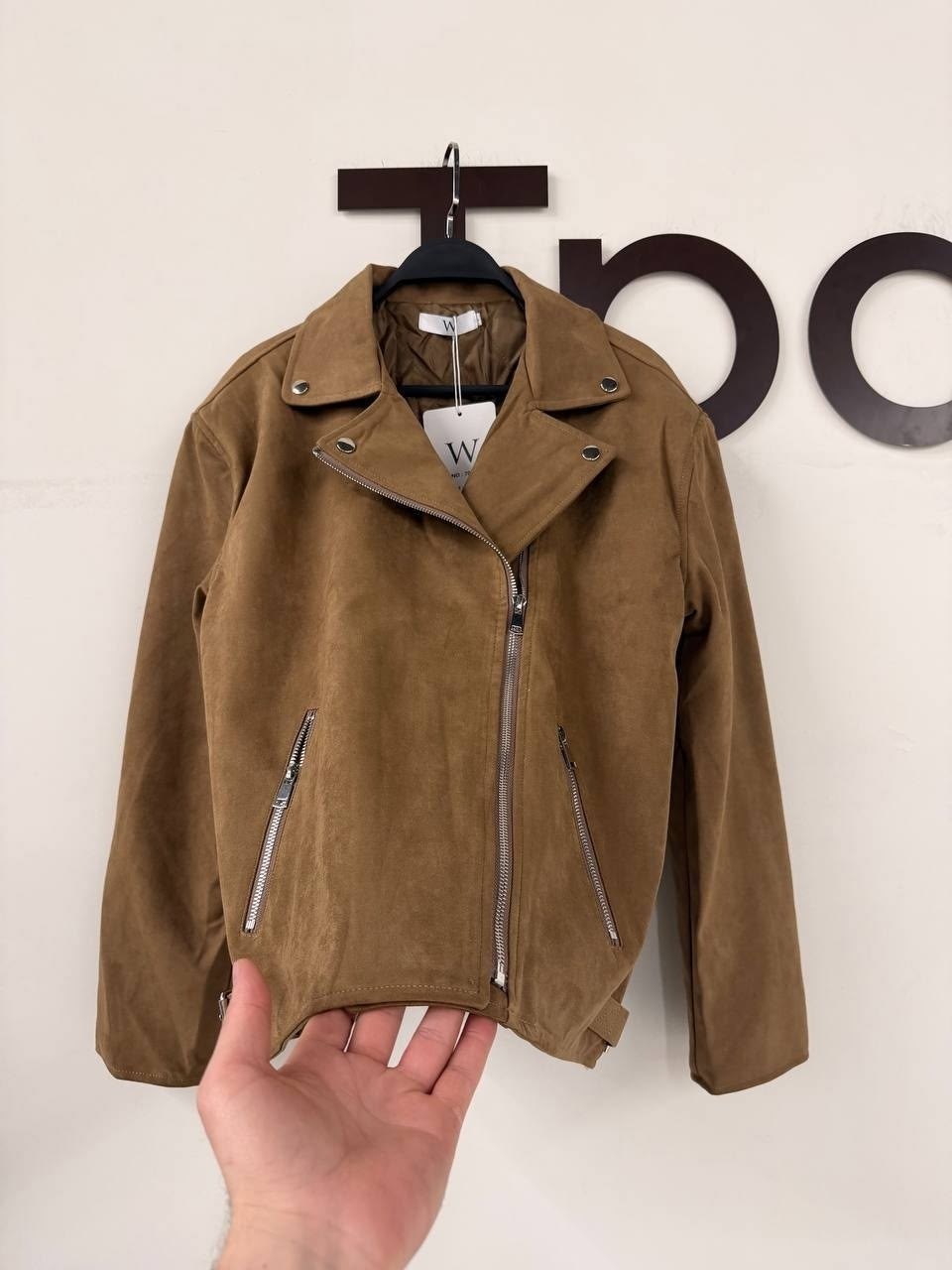 замшевая куртка женская,замшевая куртка,кожаная куртка,куртка косуха,куртка косуха из эко замши коричневого цвета