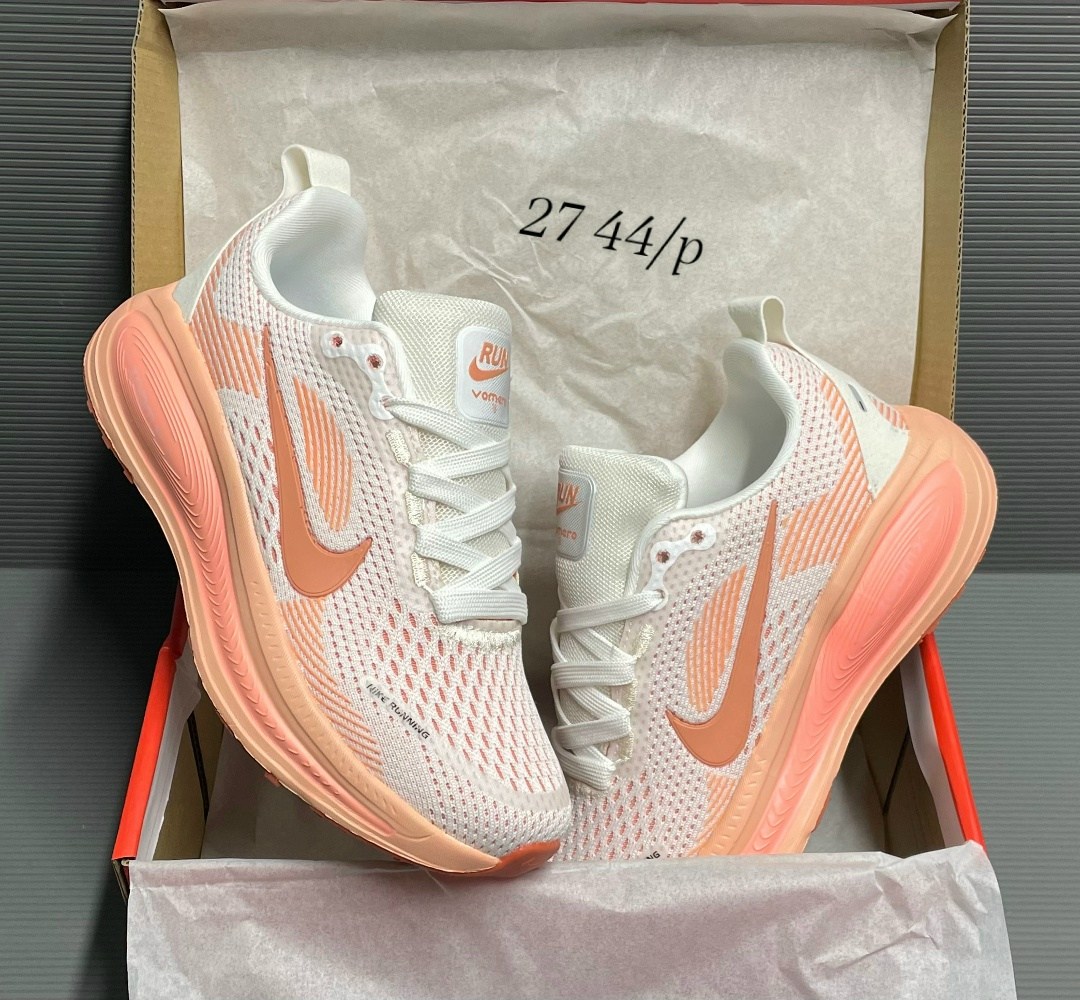 кроссовки nike,кроссовки,кроссовки женские nike,повседневные кроссовки,спортивная