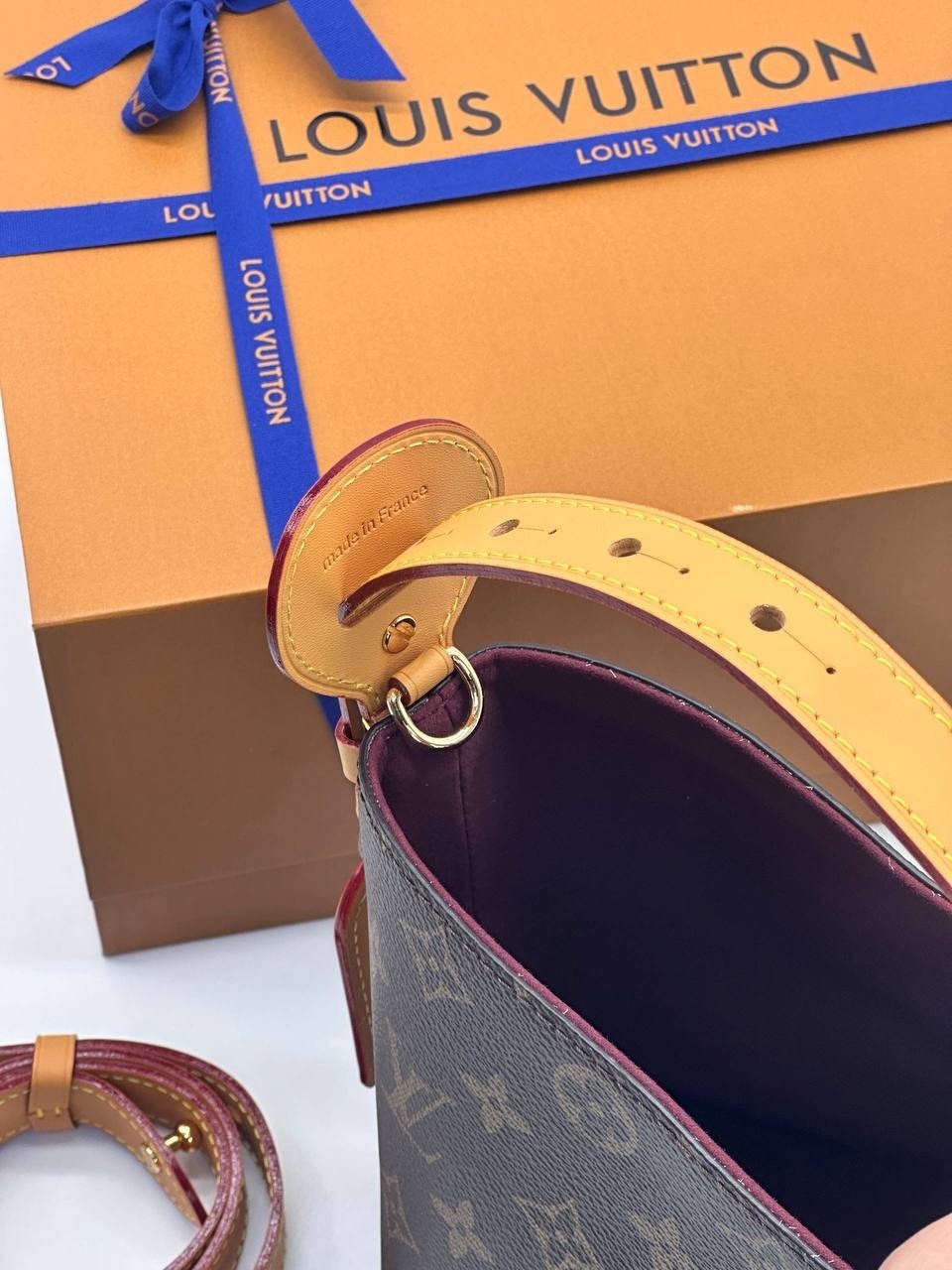 louis vuitton monogram,louis vuitton сумка,louis vuitton bag,сумка тоут louis vuitton onthego mm,сумка женская louis vuitton