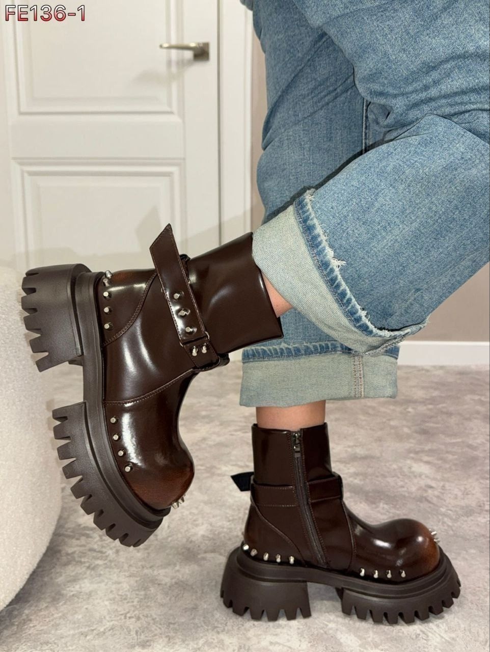 ботинки balenciaga,balenciaga женские кожаные ботинки balenciaga чёрного цвета,,ботинки женские balenciaga модель 249094,ботинки balenciaga женские