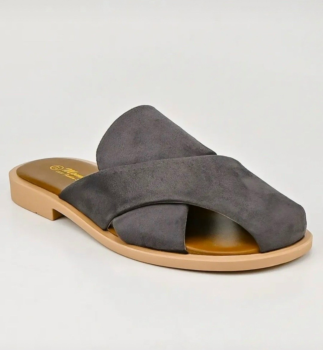 шлепанцы женские,,шлепанцы летние,шлепки женские,модные шлепанцы