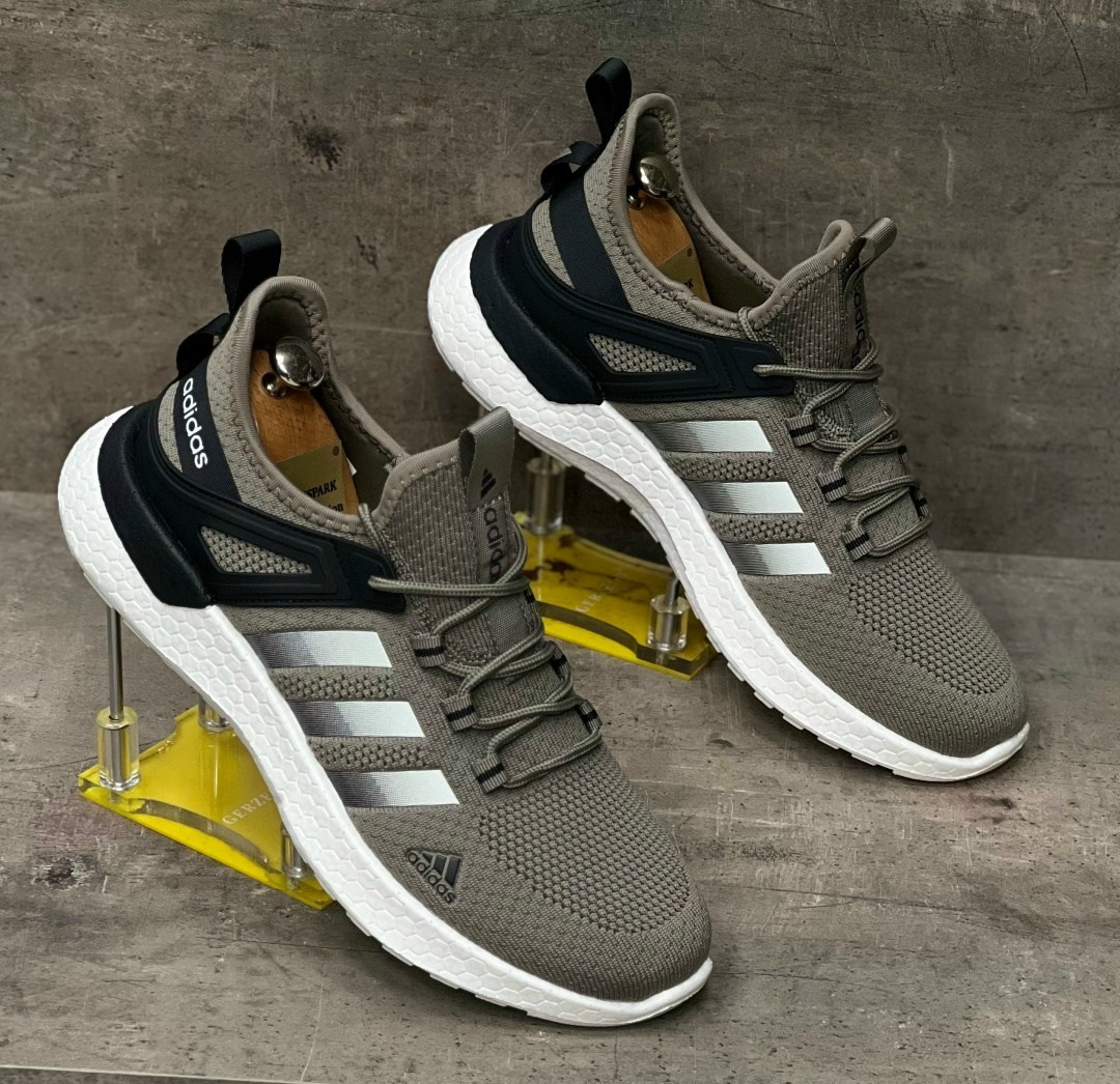 кроссовки адидас мужские новая коллекция 2026,кроссовки мужские adidas,кроссовки adidas,кроссовки мужские летние adidas,кроссовки адидас