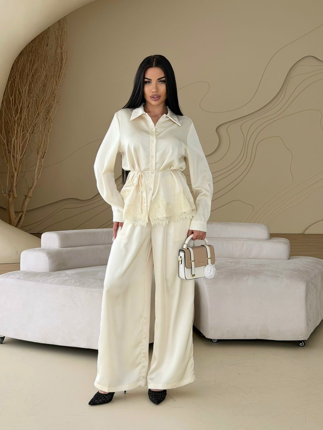 брючный костюм,женский брючный костюм,атласный брючный костюм,костюм классический,женские костюмы