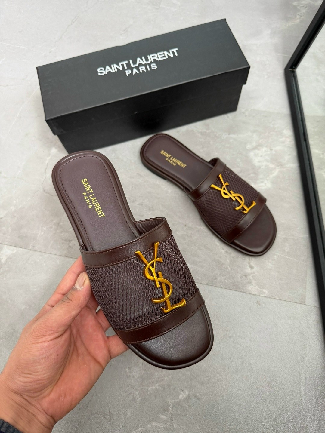 босоножки yves saint laurent,,шлепки ив сен лоран,шлепанцы женские,шлепки женские