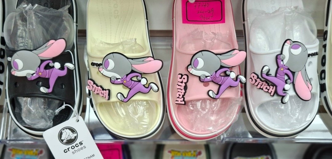 ,детские шлепанцы,сандалии детские,тапочки с рисунком,детские тапочки