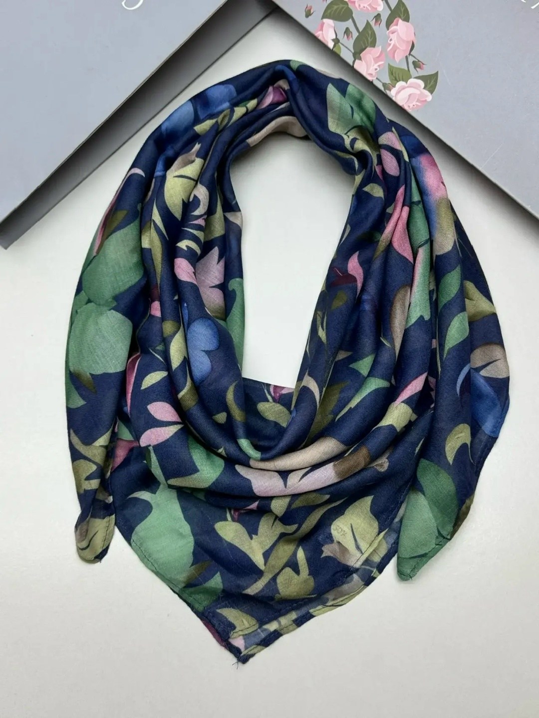 платки шарф,шарф платок женский,стильные платки,платки женские,шарфы для женщин