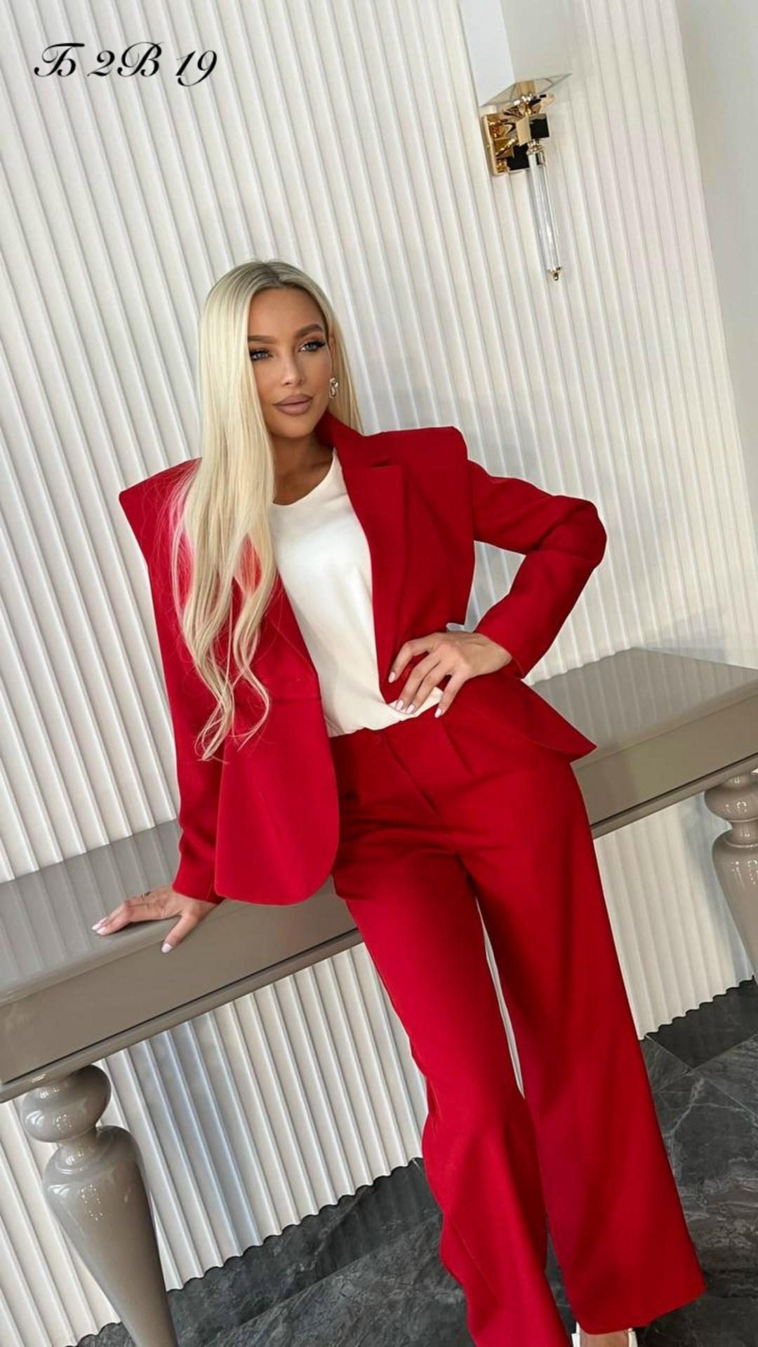 брючный костюм,женский брючный костюм,брючный красный костюм,женский брючный костюм-двойка,костюм брючный двойка