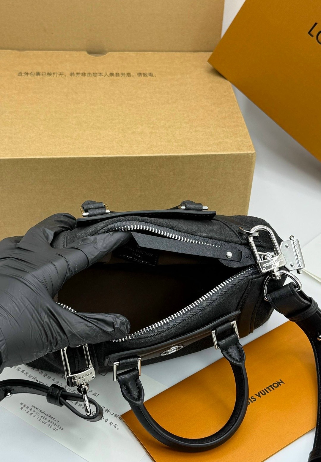 дорожная сумка louis vuitton,сумка louis vuitton,женская сумка louis vuitton,классическая сумка speedy louis vuitton с монограммой,louis vuitton модная сумка с замком