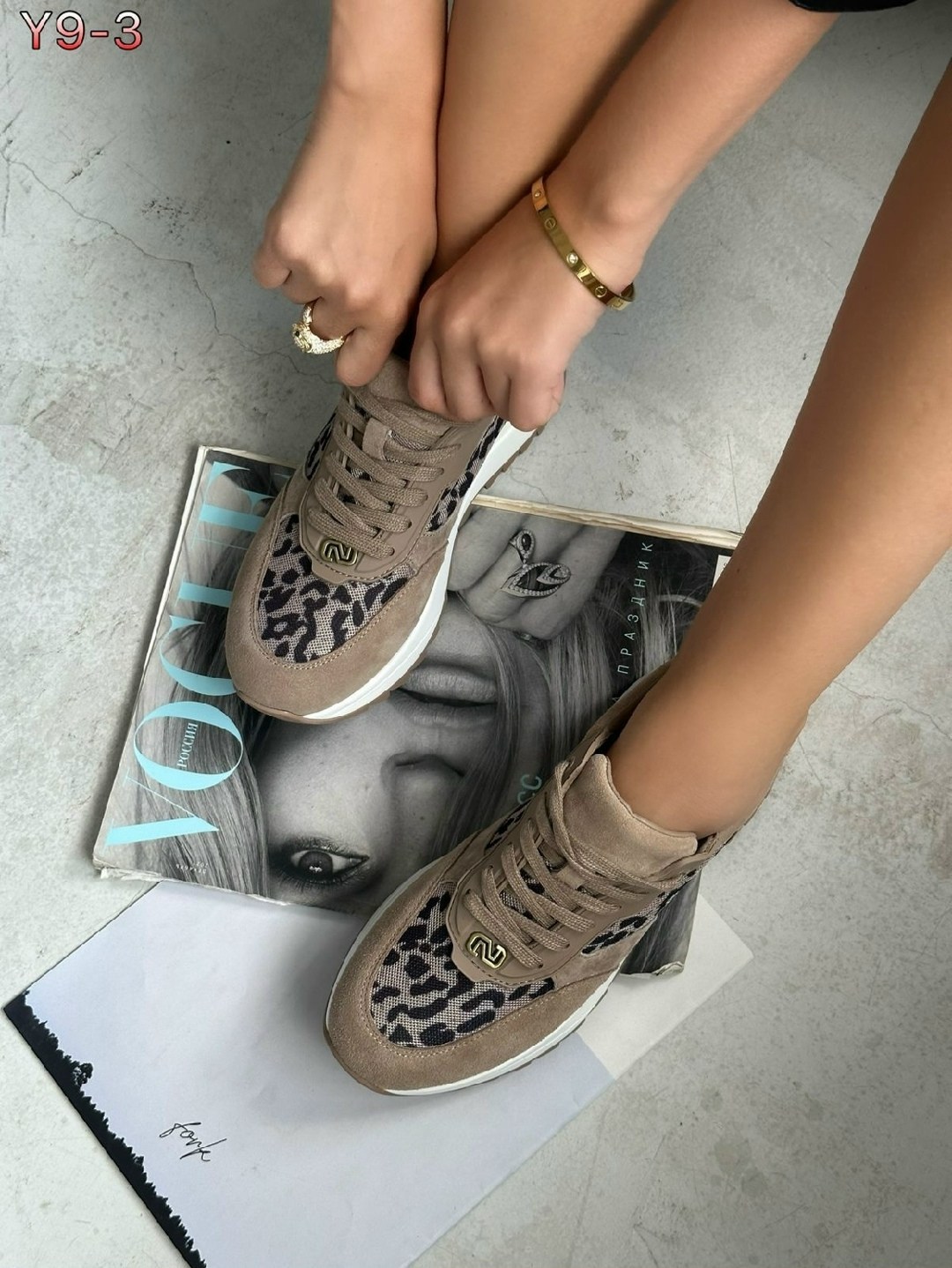 ,кроссовки женские,леопардовые кроссовки,женские кроссовки с леопардовым принтом,кроссовки бежевые