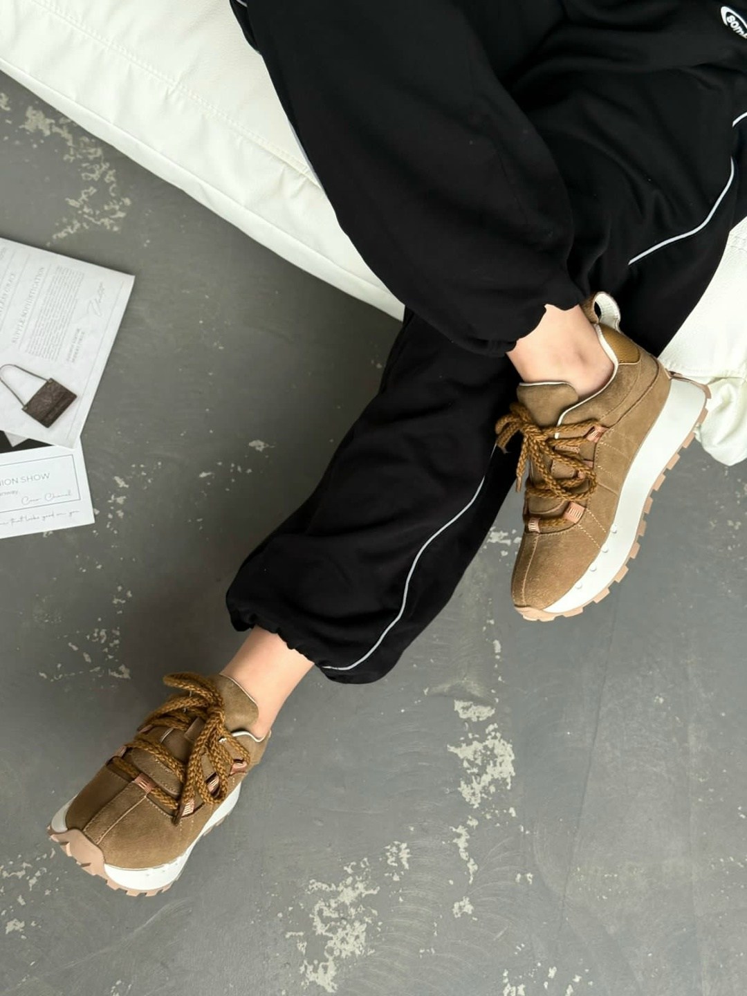 ,женские кроссовки,замшевые кроссовки,кроссовки повседневные,кроссовки модные