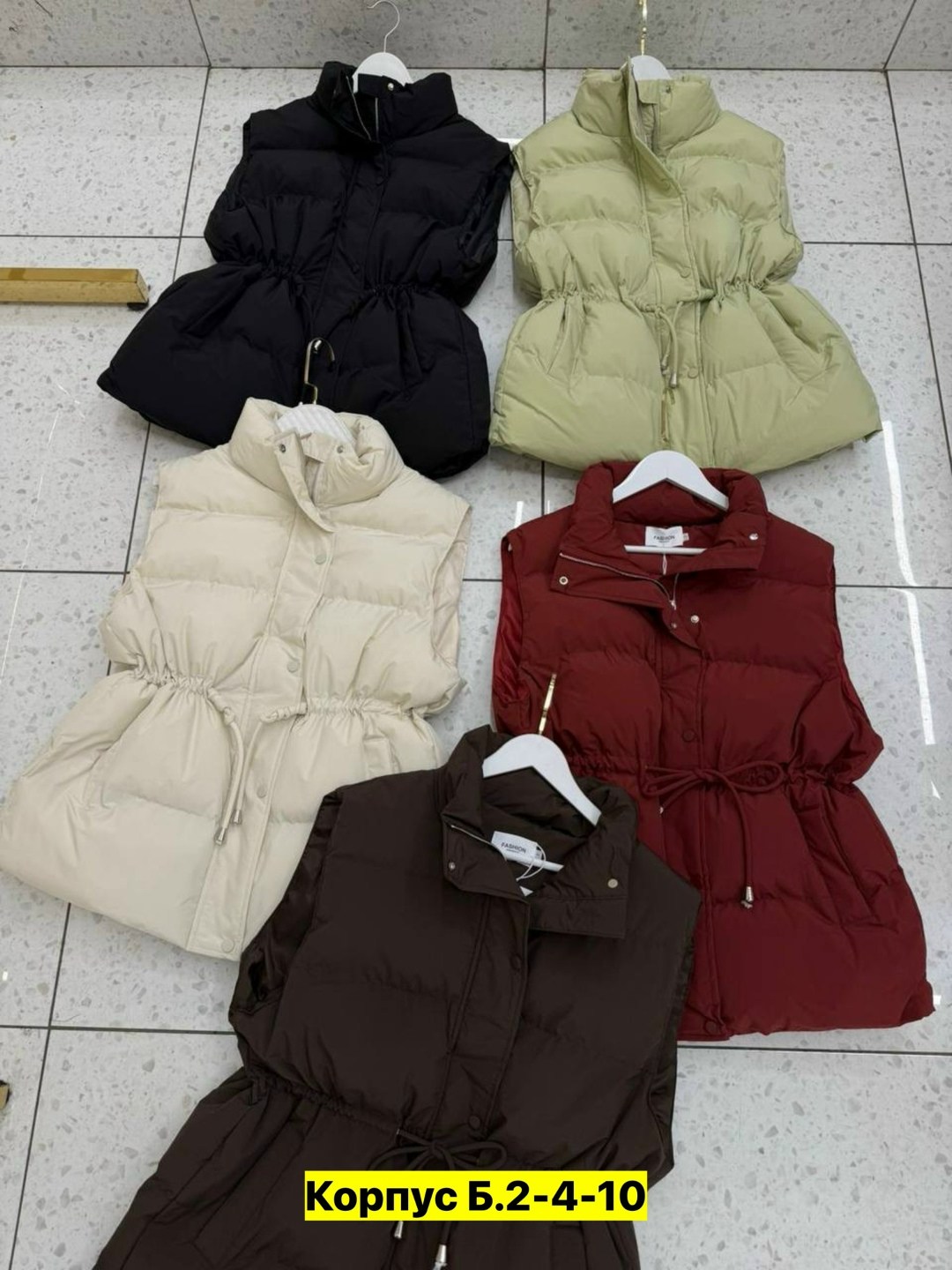 женская жилетка,жилетка,теплый жилет,демисезонная жилетка,жилет