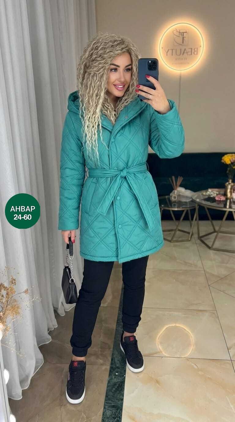 женская демисезонная куртка,демисезонная куртка,куртка стеганная женская демисезонная с капюшоном,женская куртка,удлиненная куртка