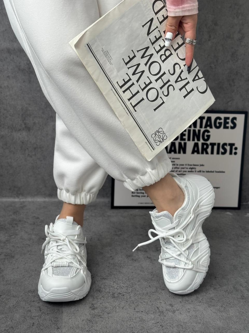 кроссовки женскиe,женские массивные кроссовки,массивные кроссовки,спортивная ,модные кроссовки