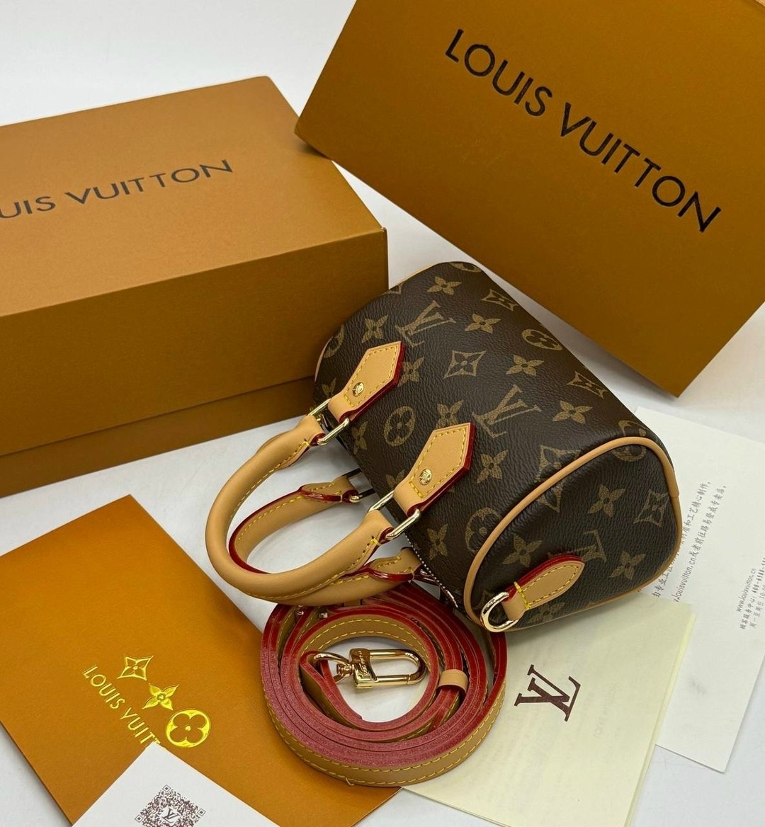 женская большая сумка с принтом louis vuitton,сумка луи виттон,сумка женская louis vuitton,сумка louis vuitton,сумка женская косметичка луис виттон