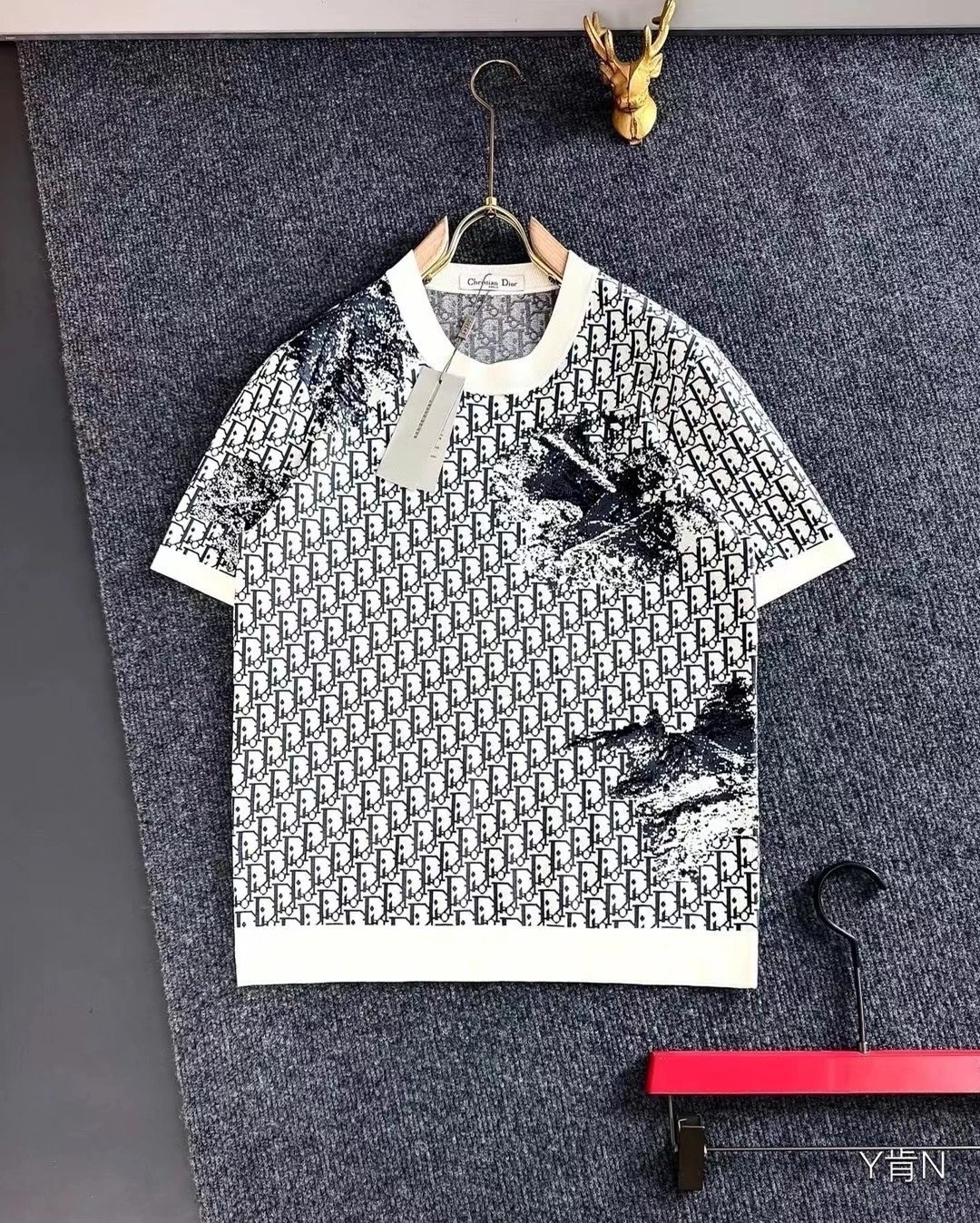диор футболка,футболка стильная,трикотажная футболка,мужская футболка