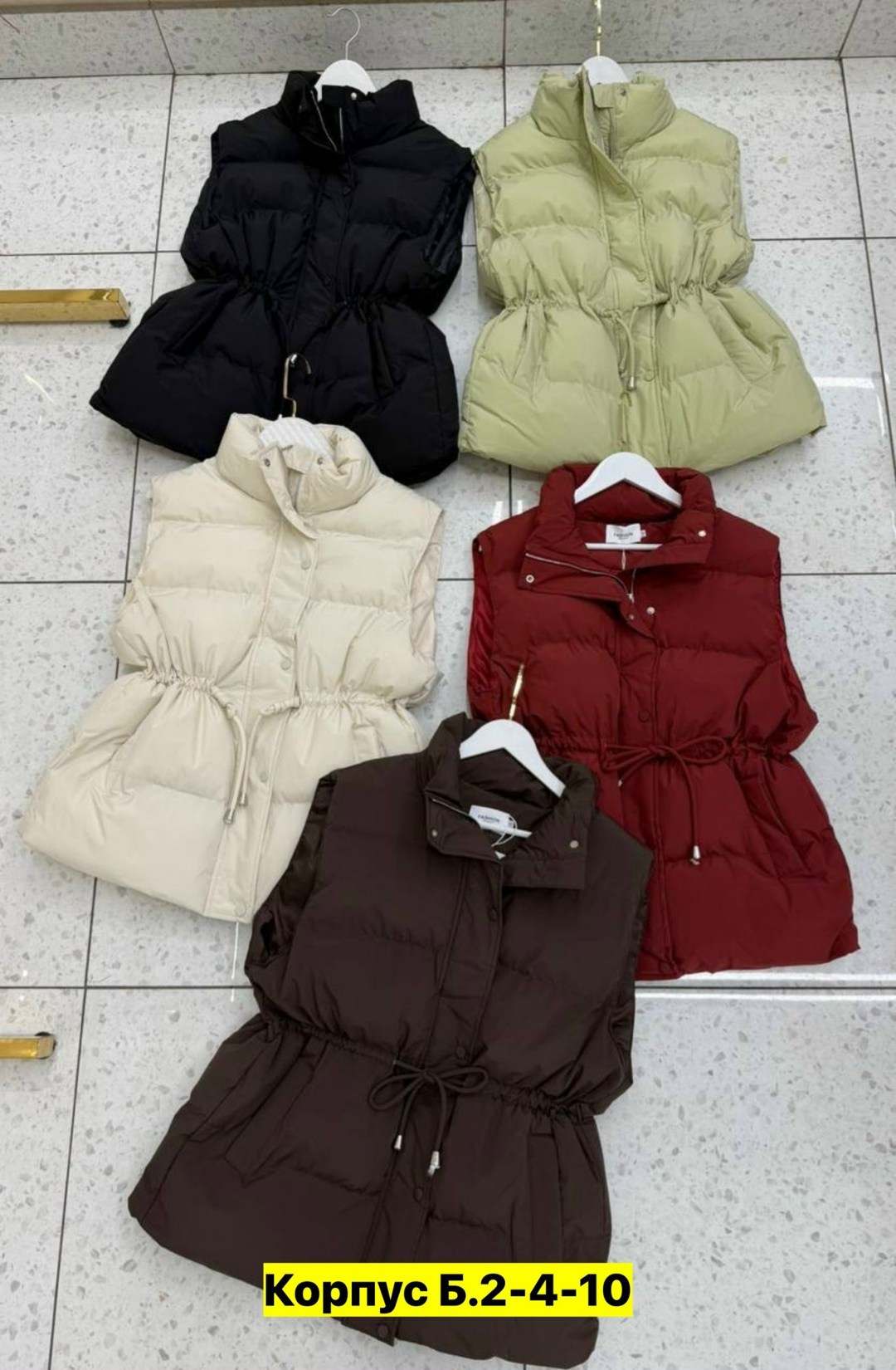 женская жилетка,жилетка,теплый жилет,демисезонная жилетка,жилет