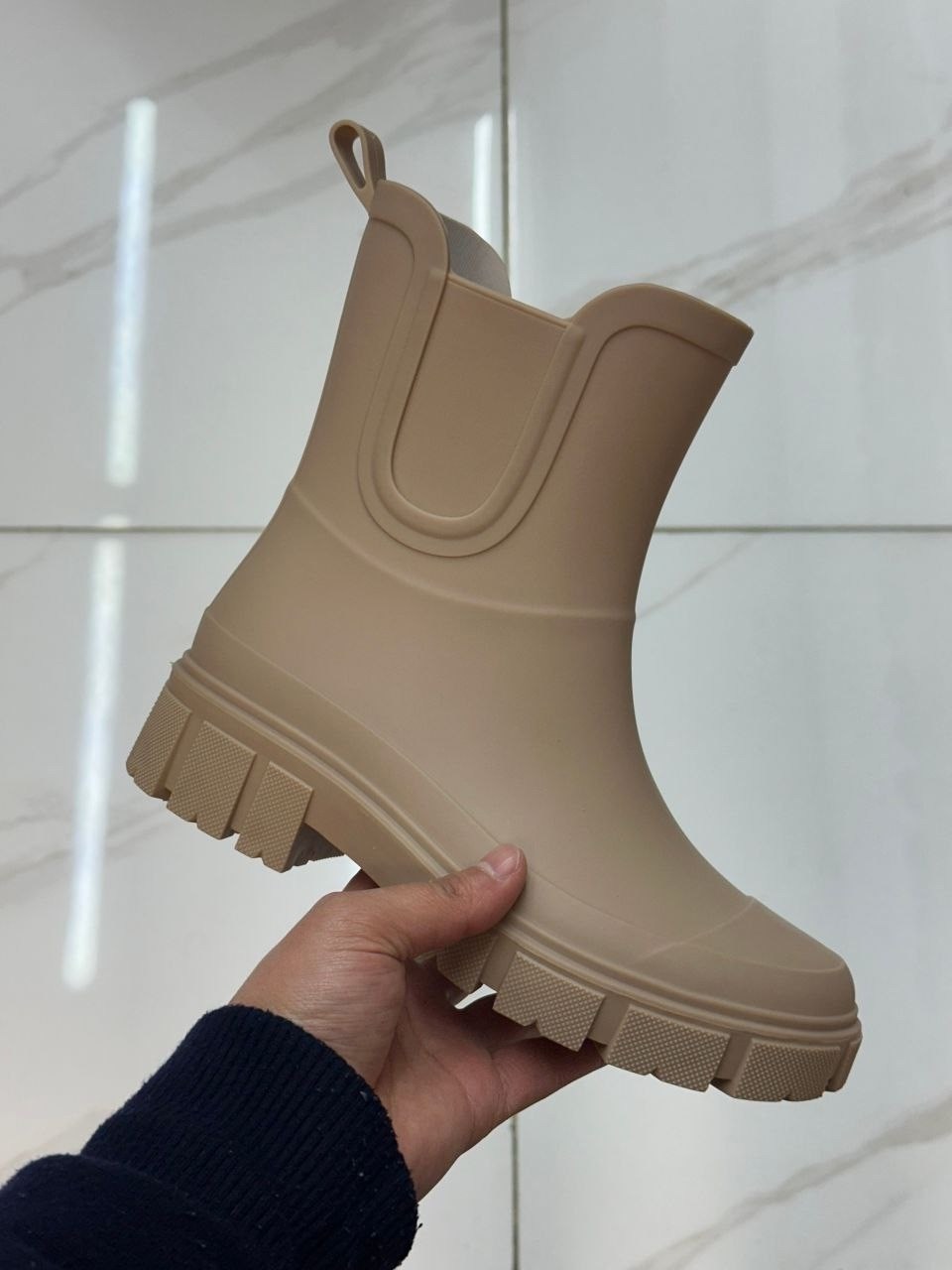резиновые сапоги,женские резиновые сапоги,,модные резиновые сапоги для женщин на платформе,сапоги резиновые женские розовые