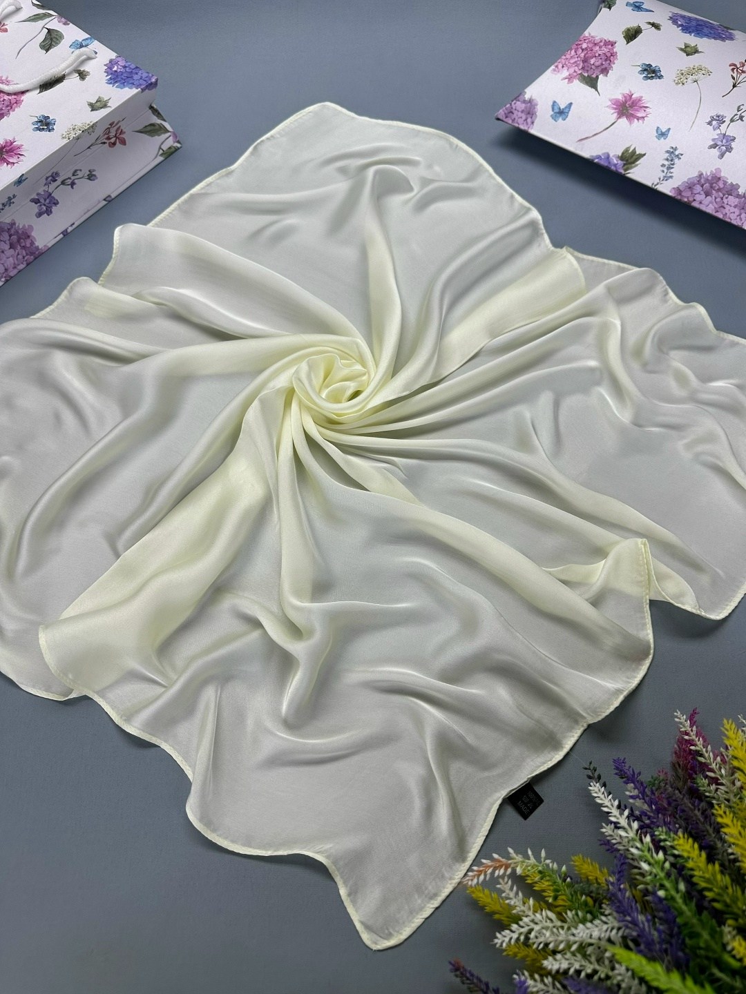 платок женский однотонный,женские платки,платки шелковые,платки шелк,платки шарф