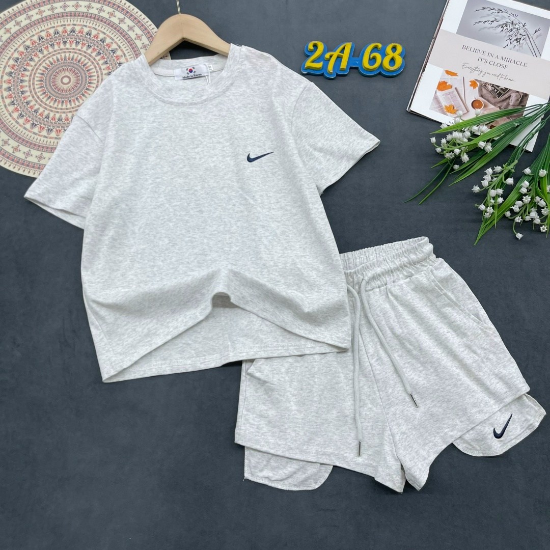 женские костюмы спортивные,спортивные костюм,шорты и футболка костюм,футболки комплект,спортивные костюмы nike